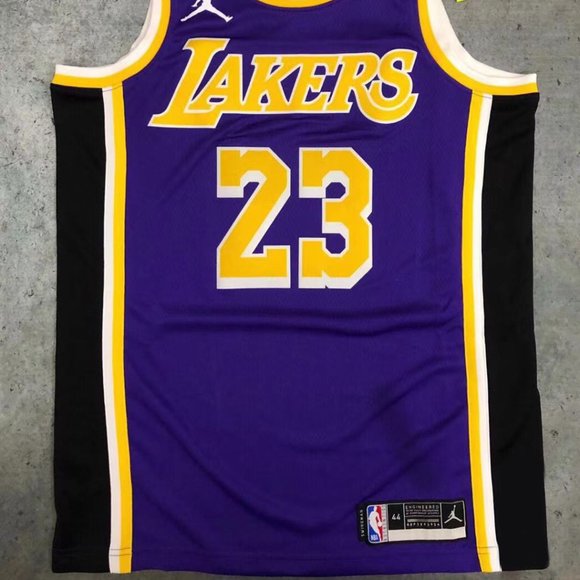 Jordan SW Fan Edition 2020-21 Los Angeles Lakers James No. 23 - Picture 2 of 2